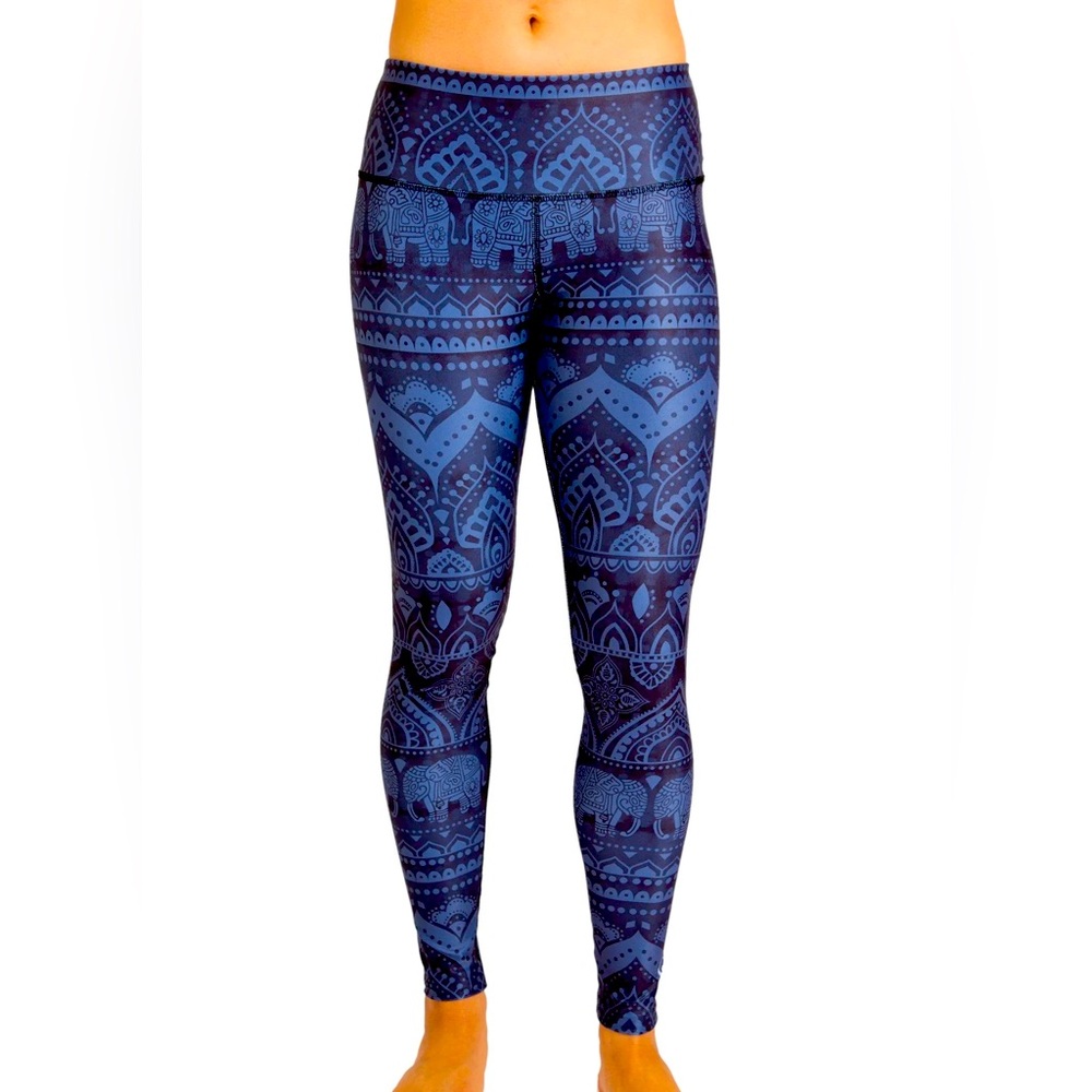 NWOT Inner Fire Size 4 Small Sacred Elephant Blue Gray Leggings Yoga Gym Workout
